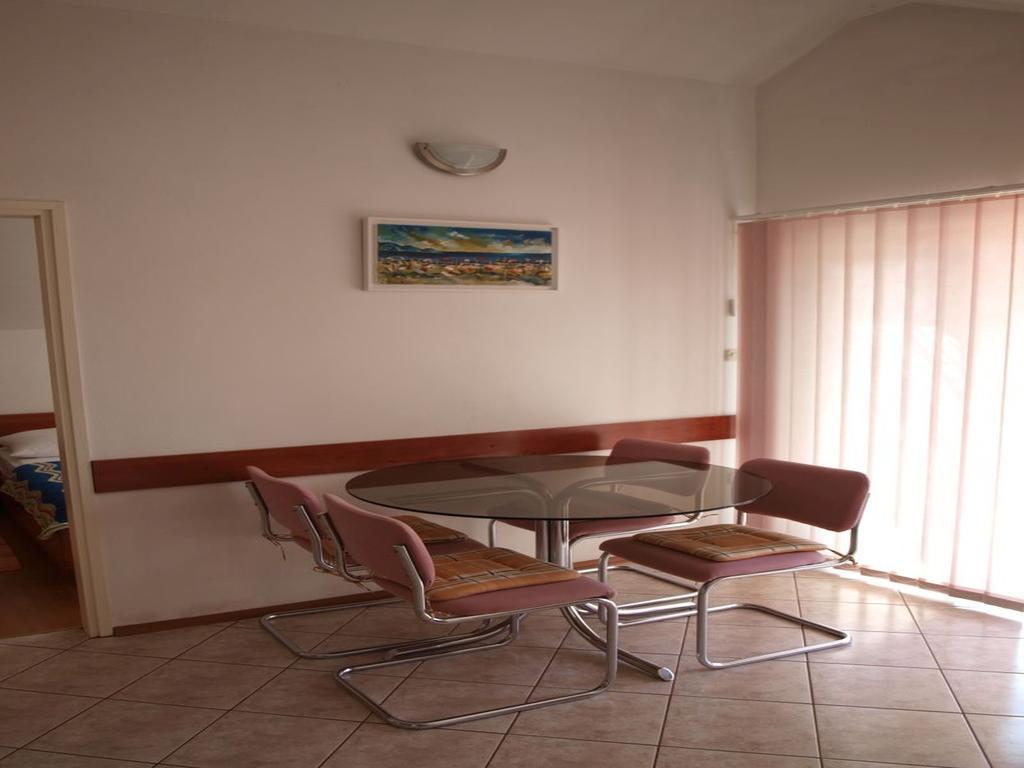פוסטיר Apartments Mia חדר תמונה