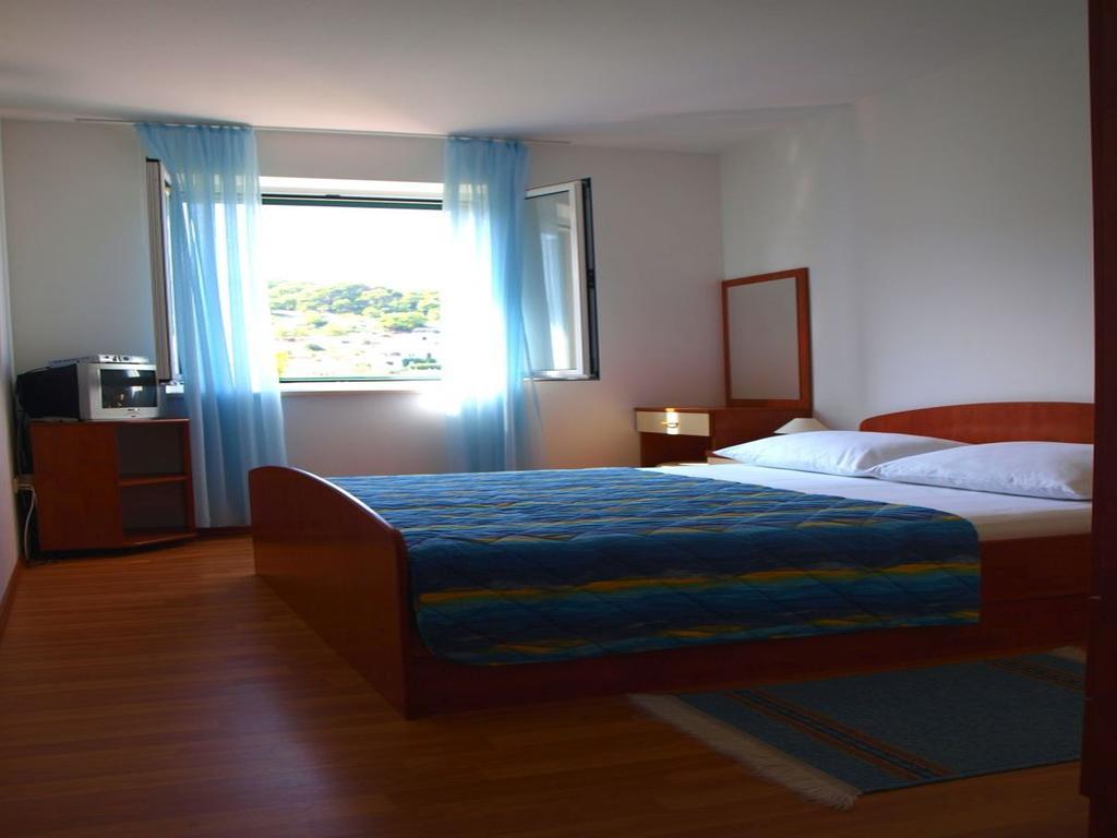 פוסטיר Apartments Mia חדר תמונה