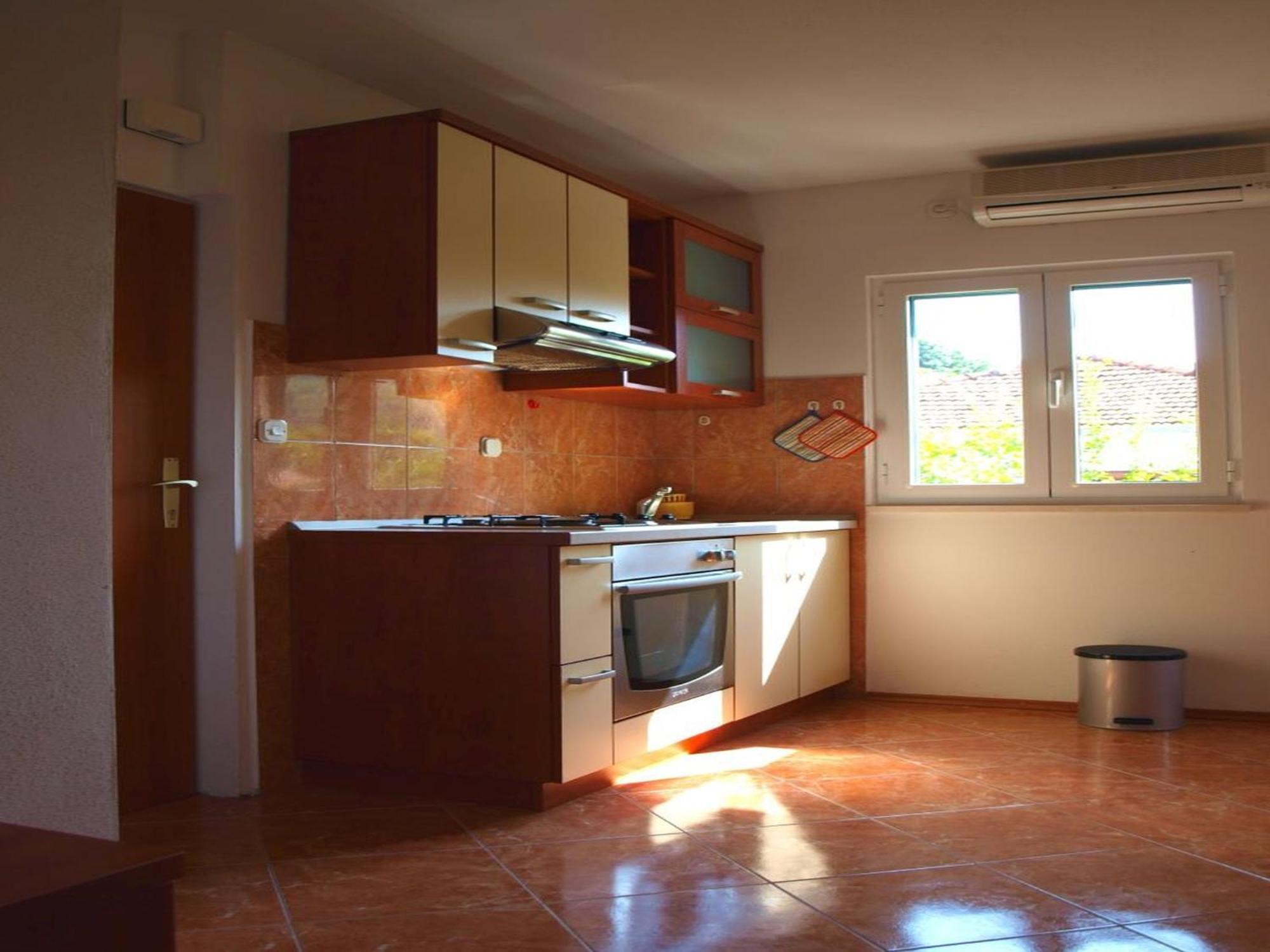 פוסטיר Apartments Mia מראה חיצוני תמונה